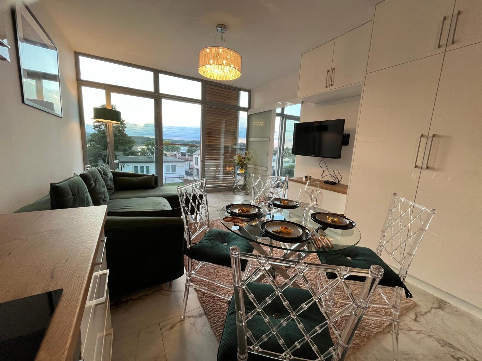 Apartament Turystyczny Z Widokiem Na Jezioro Charzykowy Buitenkant foto